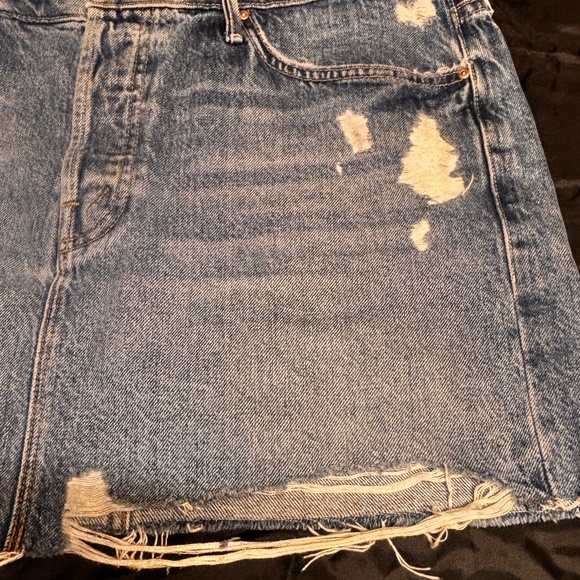 NWOT Mother Superior The Vagabond Mini Fray- Mini Skirt Size 10/30 W18/H21/L14.5 - Picture 6 of 13